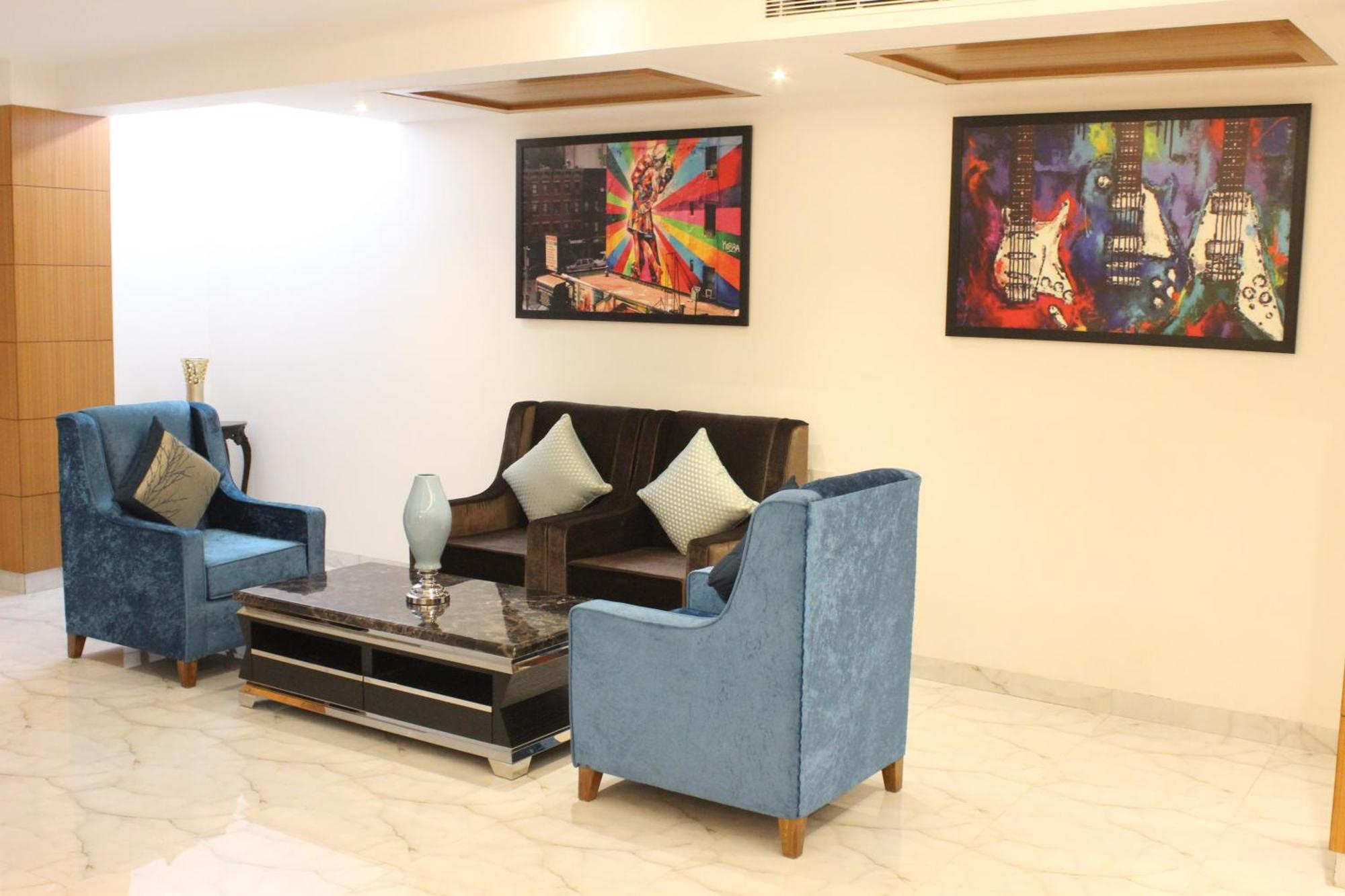 Hotel Transit International- Aerocity Delhi Airport 뉴델리 외부 사진