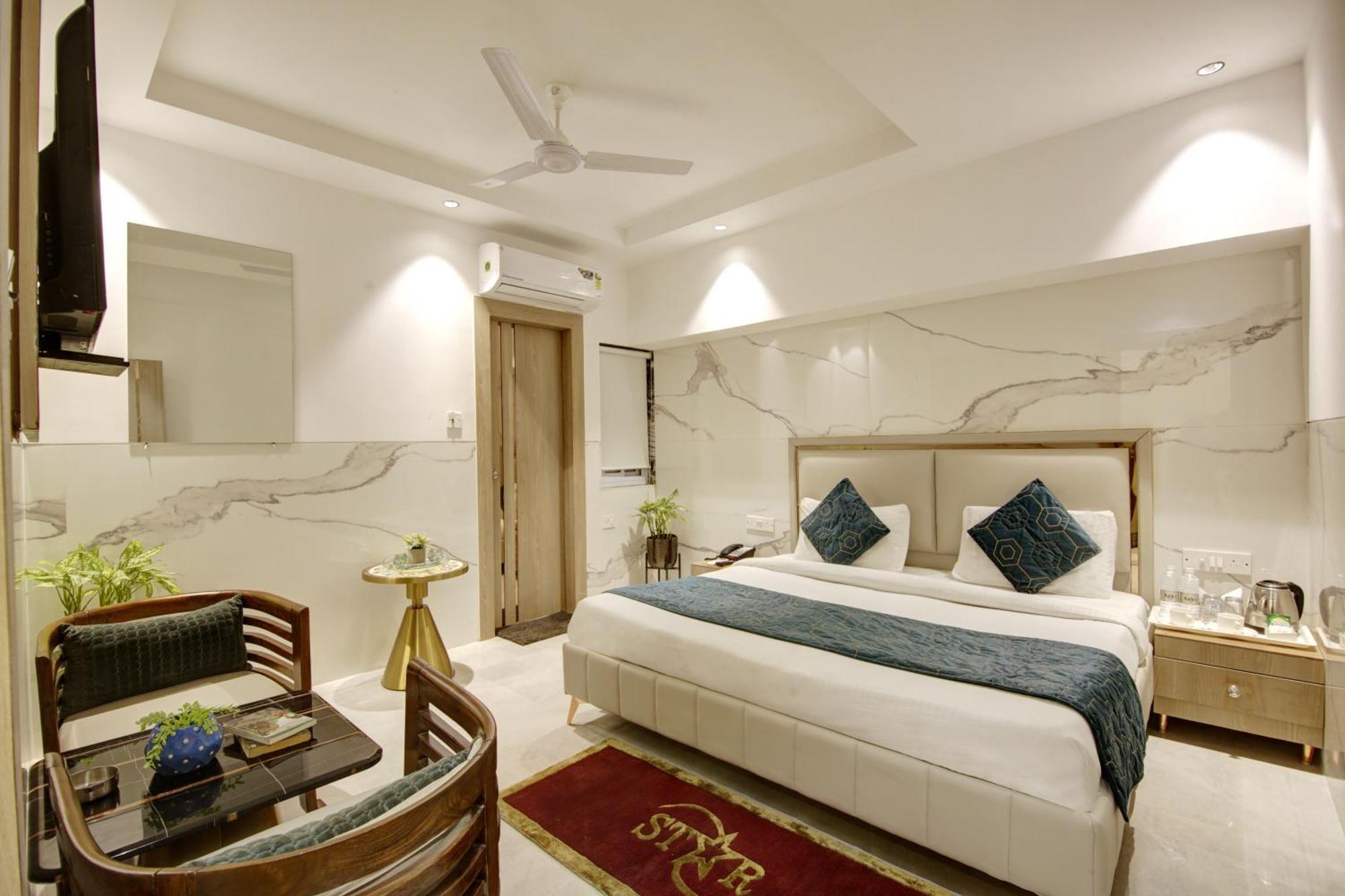 Hotel Transit International- Aerocity Delhi Airport 뉴델리 외부 사진
