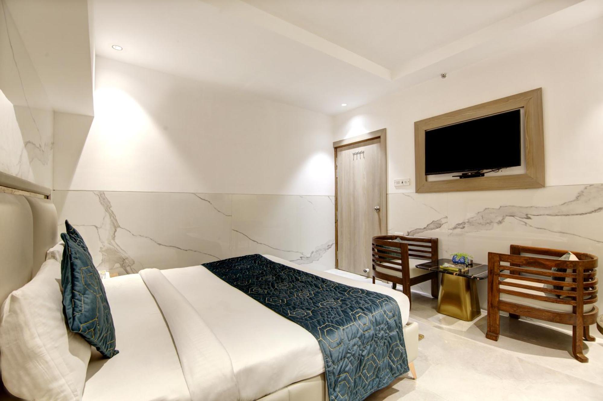 Hotel Transit International- Aerocity Delhi Airport 뉴델리 외부 사진