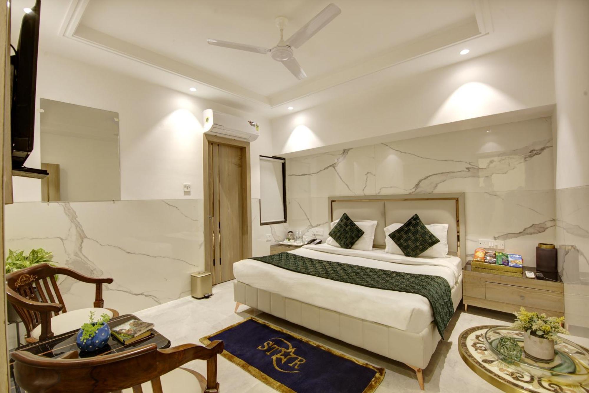 Hotel Transit International- Aerocity Delhi Airport 뉴델리 외부 사진