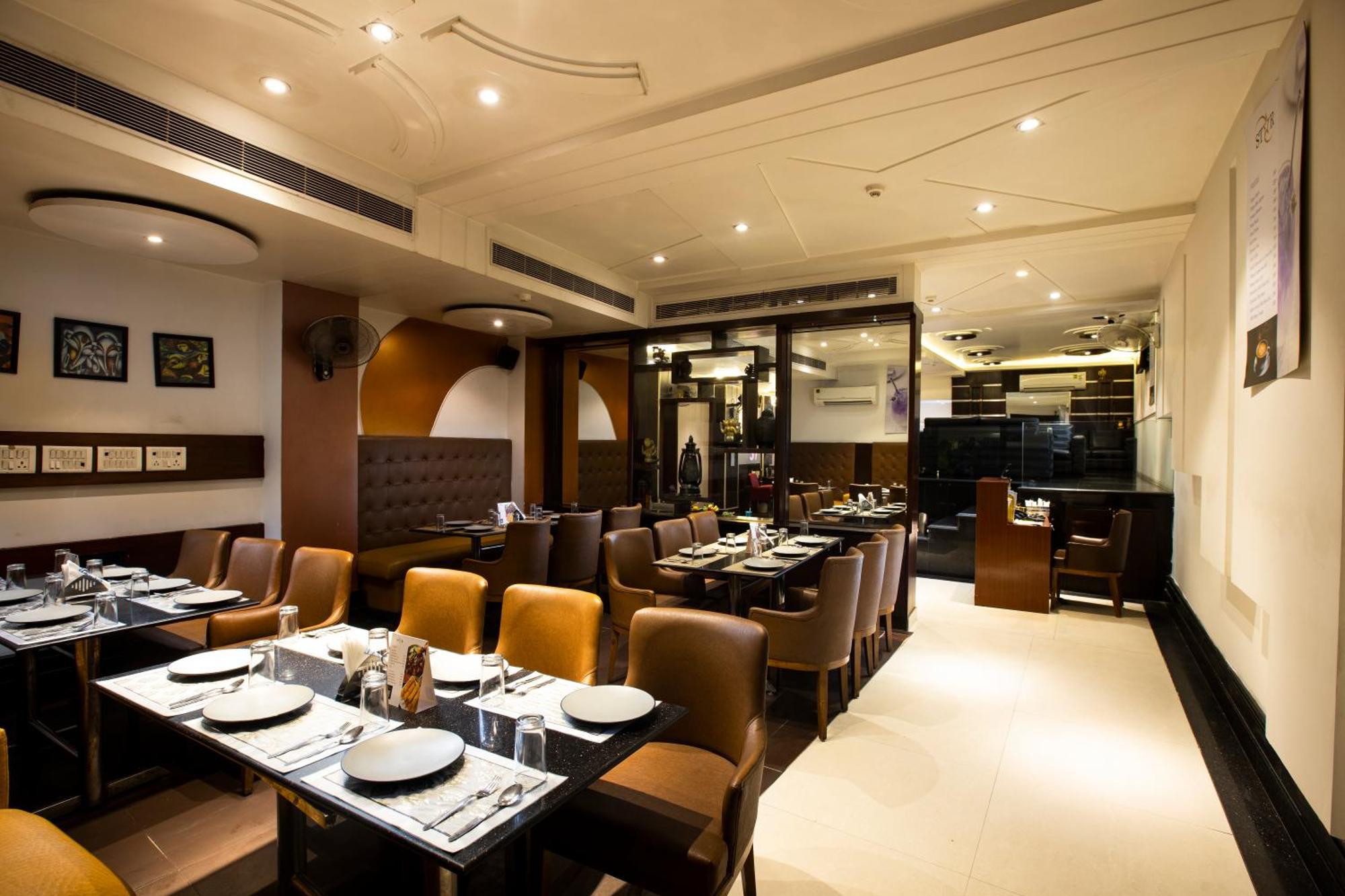 Hotel Transit International- Aerocity Delhi Airport 뉴델리 외부 사진