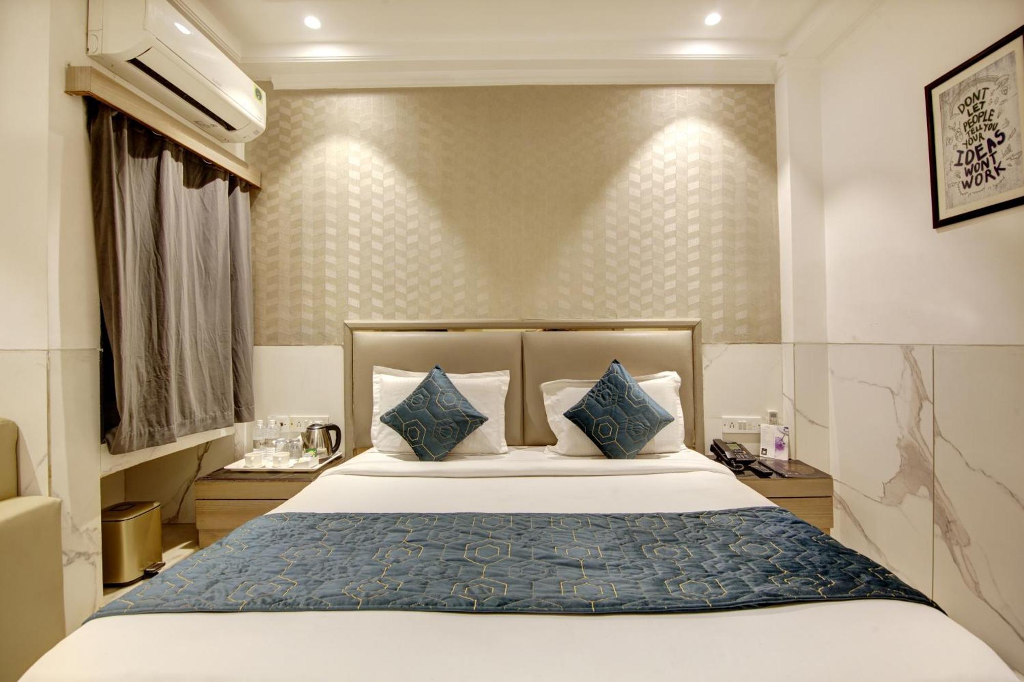 Hotel Transit International- Aerocity Delhi Airport 뉴델리 외부 사진
