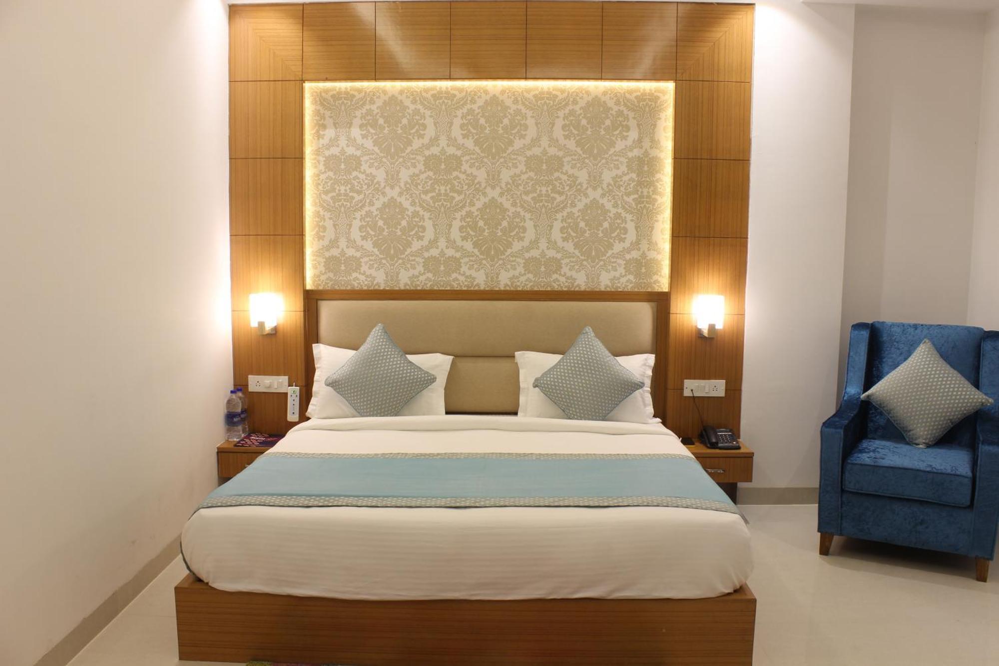 Hotel Transit International- Aerocity Delhi Airport 뉴델리 외부 사진