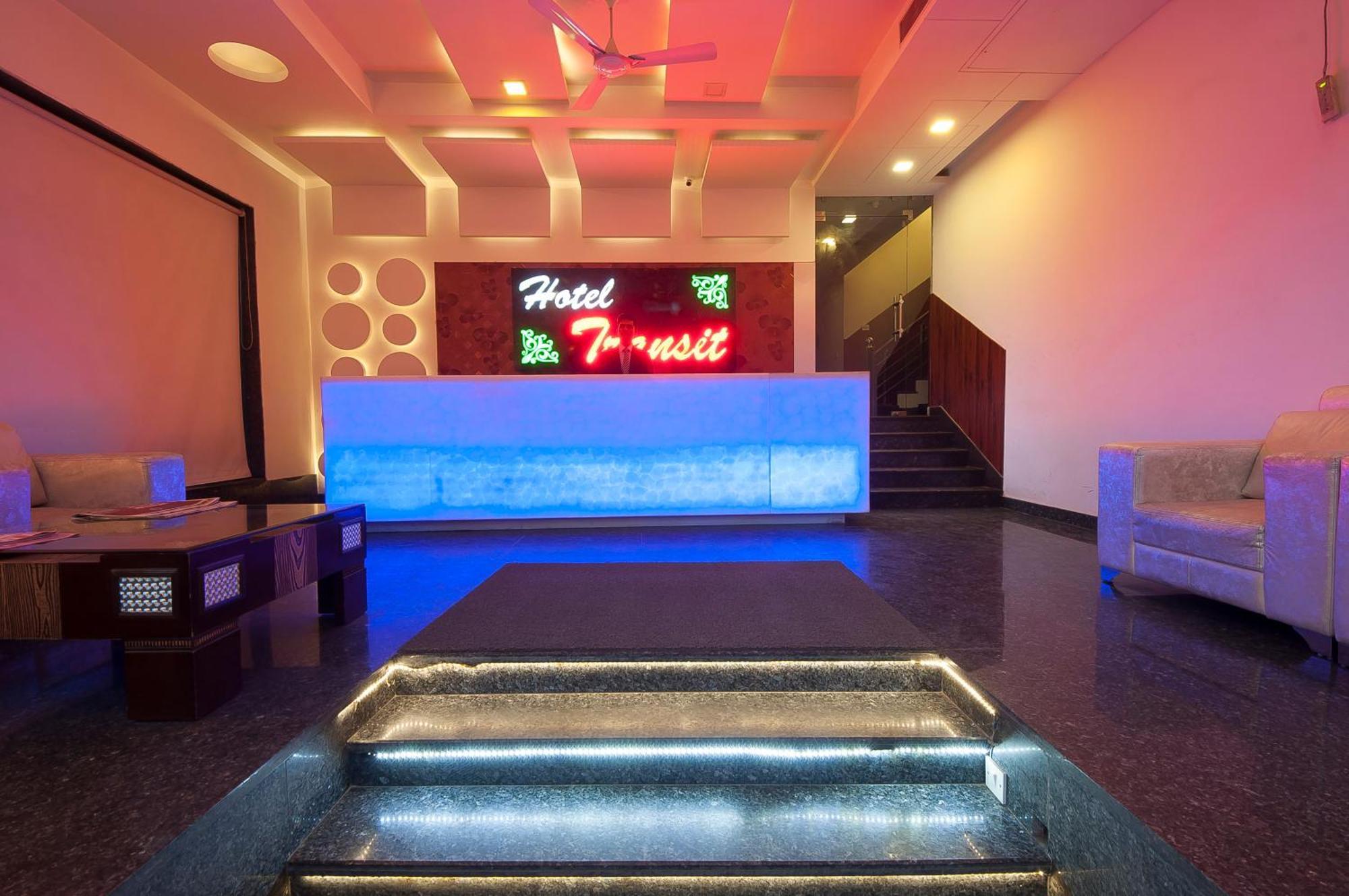 Hotel Transit International- Aerocity Delhi Airport 뉴델리 외부 사진