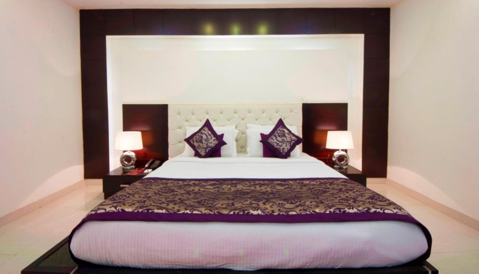 Hotel Transit International- Aerocity Delhi Airport 뉴델리 외부 사진